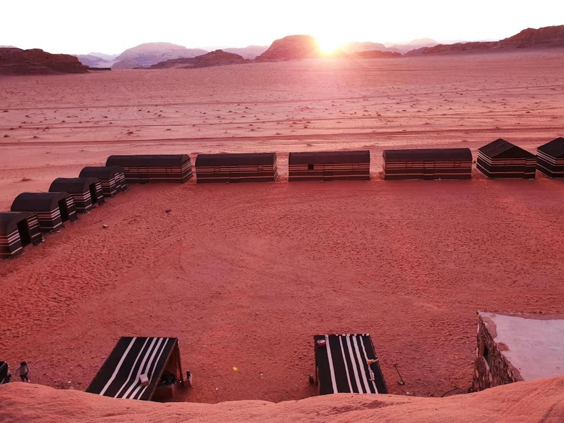 Wadi Rum Desert Camp ภายนอก รูปภาพ