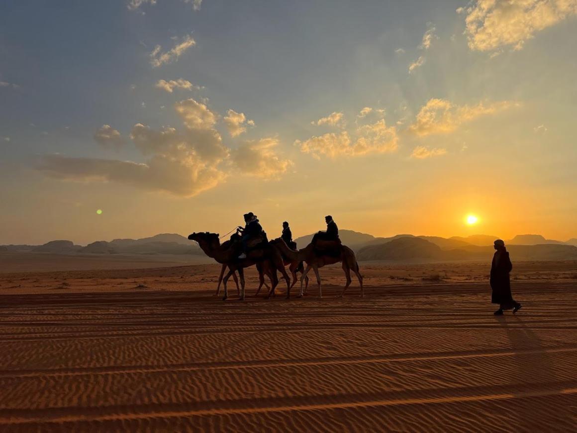 Wadi Rum Desert Camp ภายนอก รูปภาพ