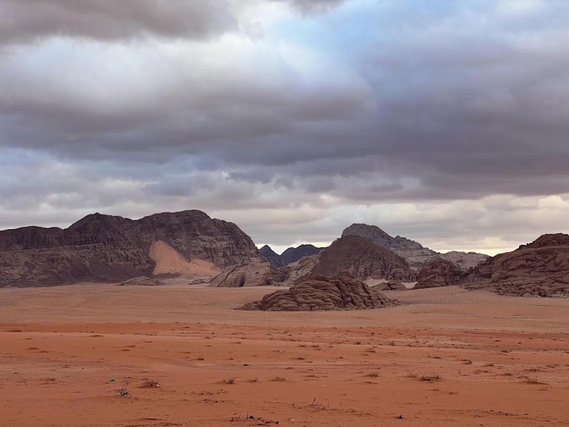 Wadi Rum Desert Camp ภายนอก รูปภาพ