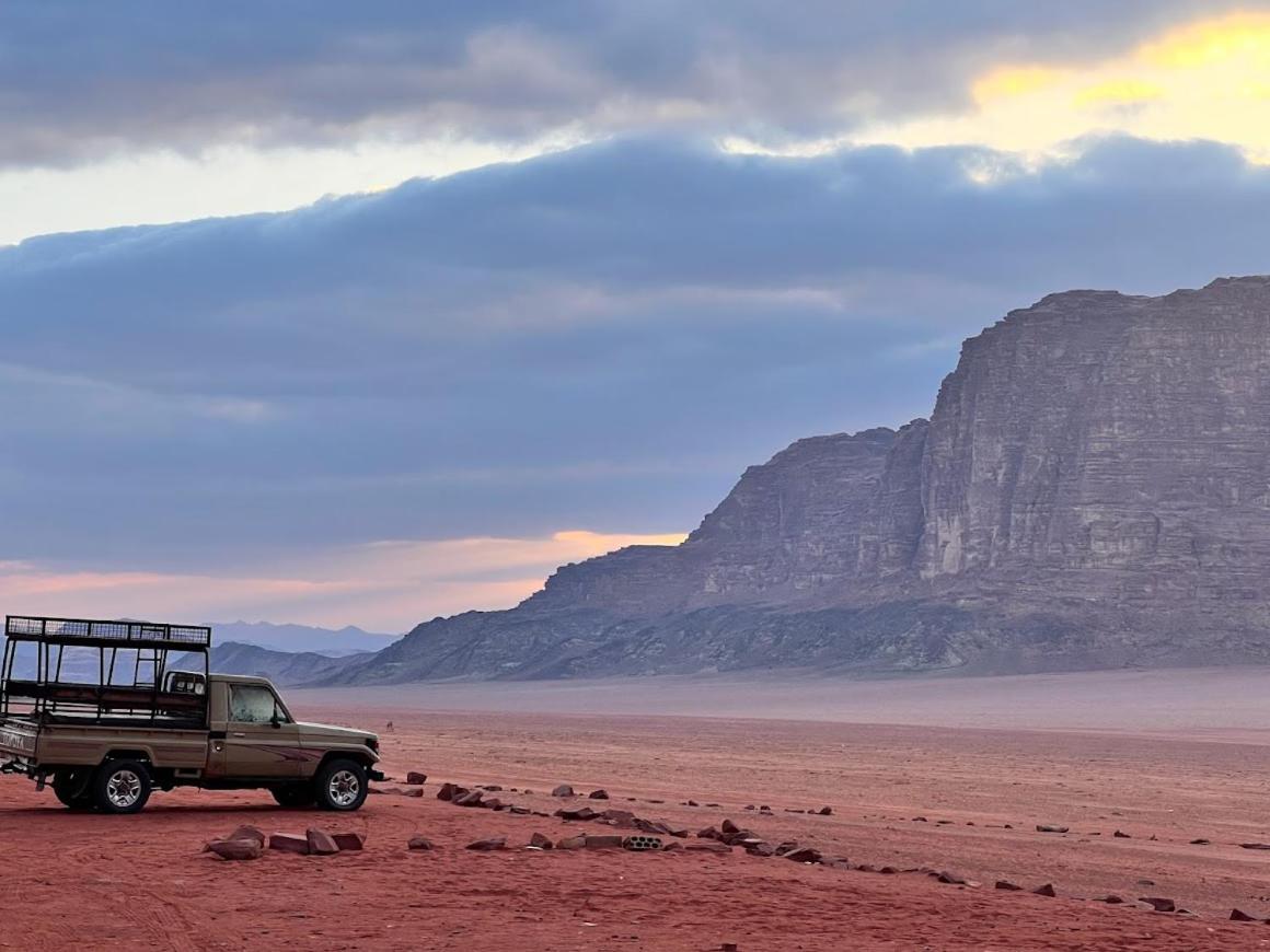 Wadi Rum Desert Camp ภายนอก รูปภาพ